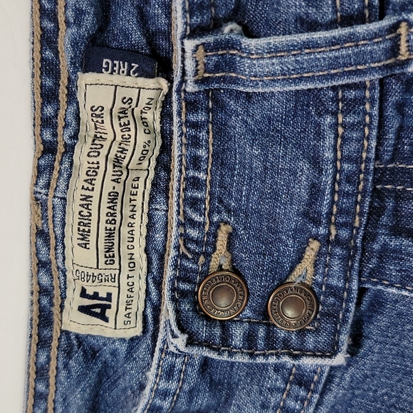 AMERICAN EAGLE ♡ Sweet Vintage Denim Slit Back Pockets Blue Jeans Size 2 Reg - Picture 8 of 15